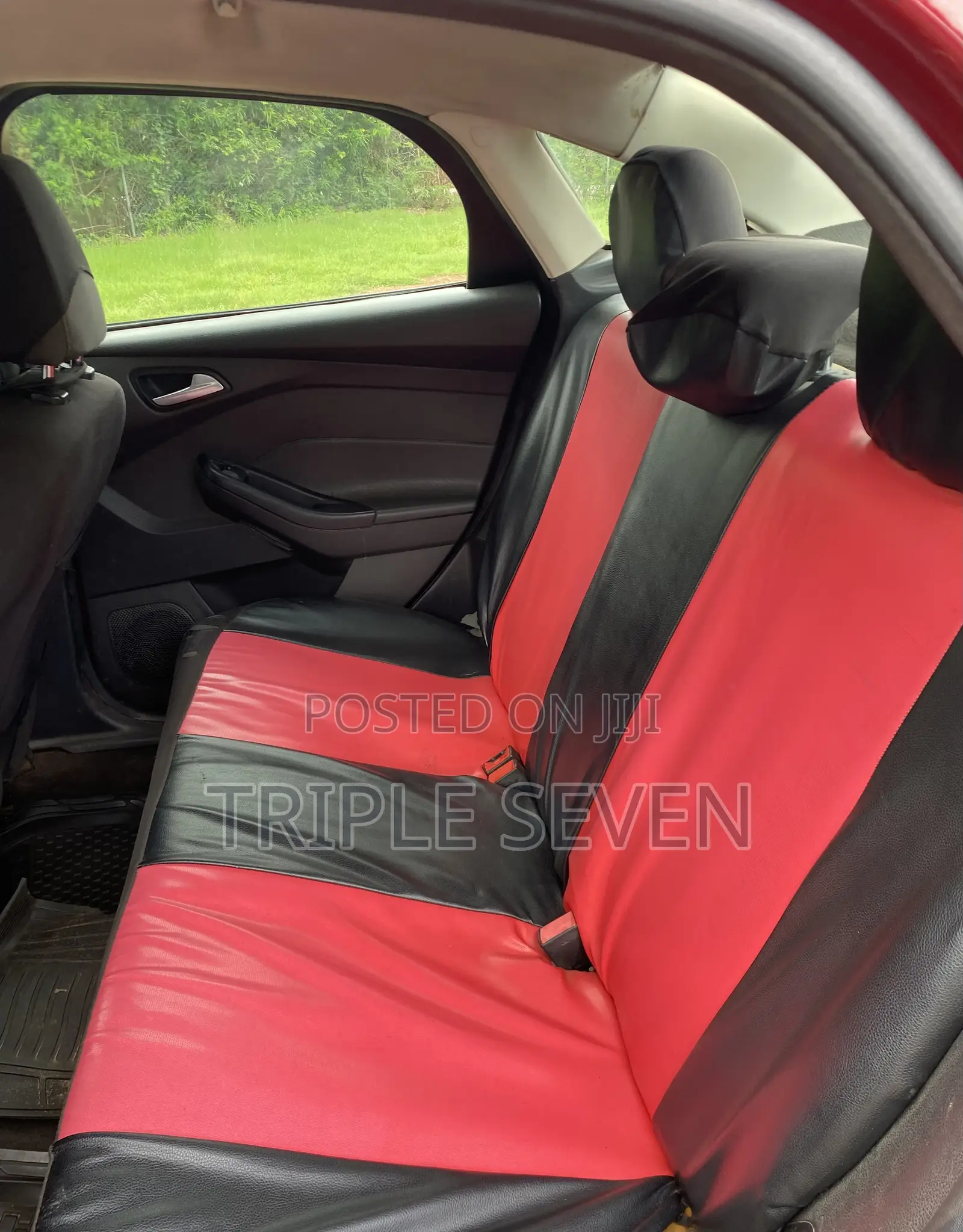 Ford Focus 2013 Red