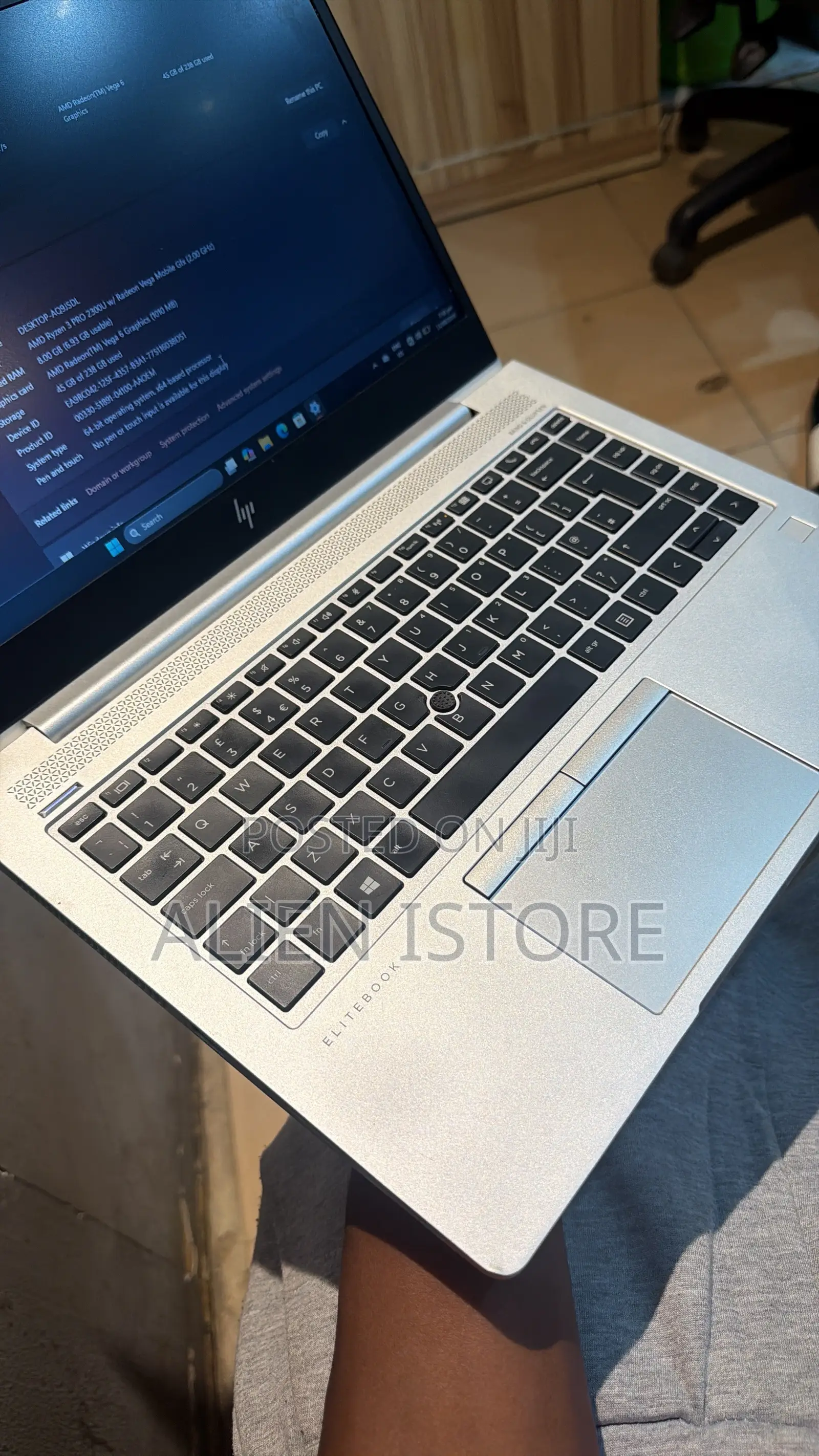Laptop HP EliteBook 745 G5 8GB AMD Ryzen 3 SSD 256GB