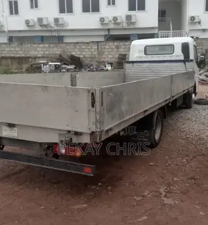 Mitsubishi Fuso Canter 3C15 Flatbed Truck (UK Used)