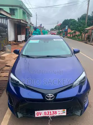 Toyota Corolla SE 4dr Sedan (1.8L 4cyl CVT) 2017 Blue