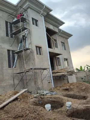 6bdrm Apartment in Ejisu-Juaben Municipal for sale