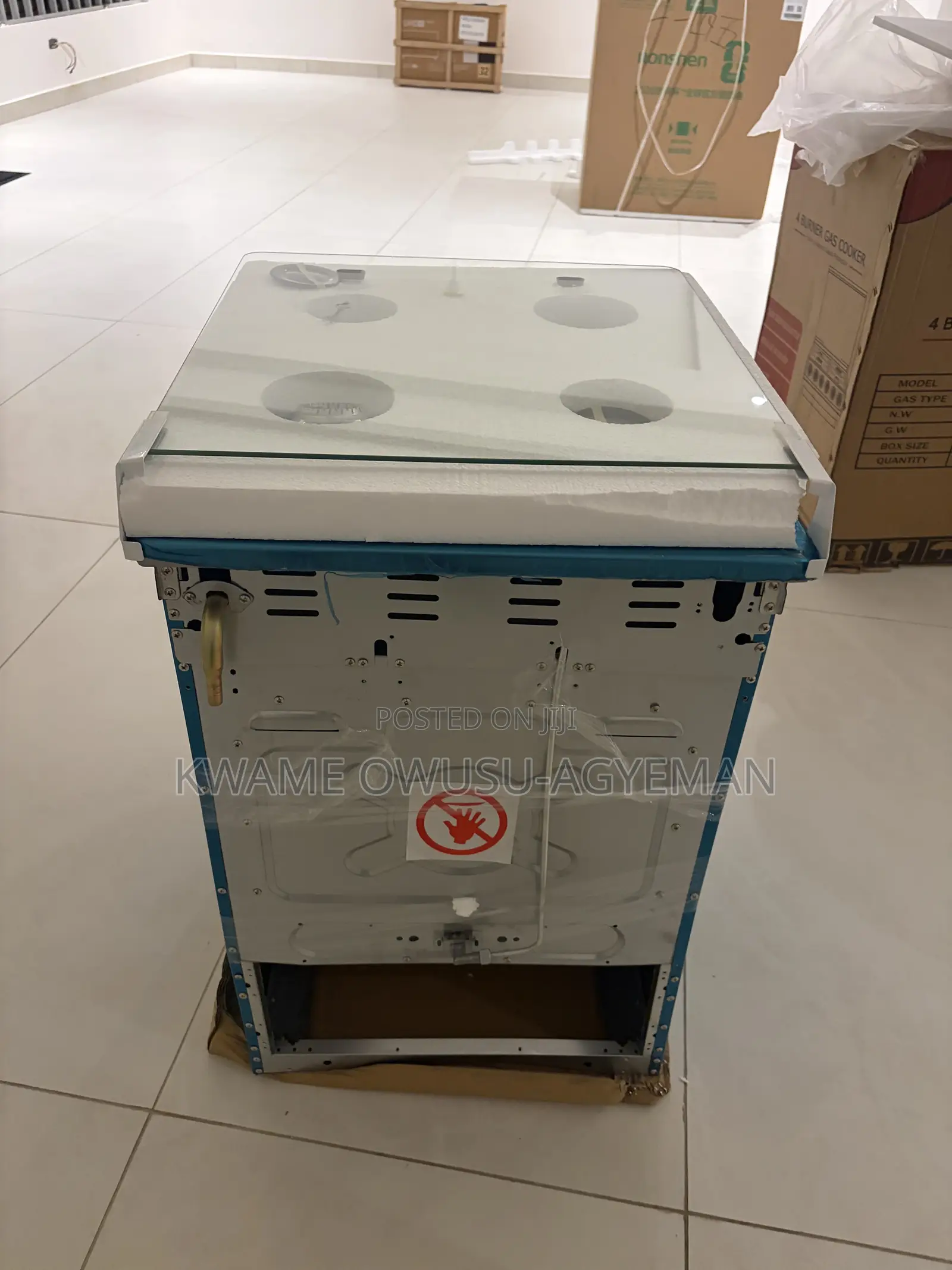 4 Burner Gas Cooker With Oven