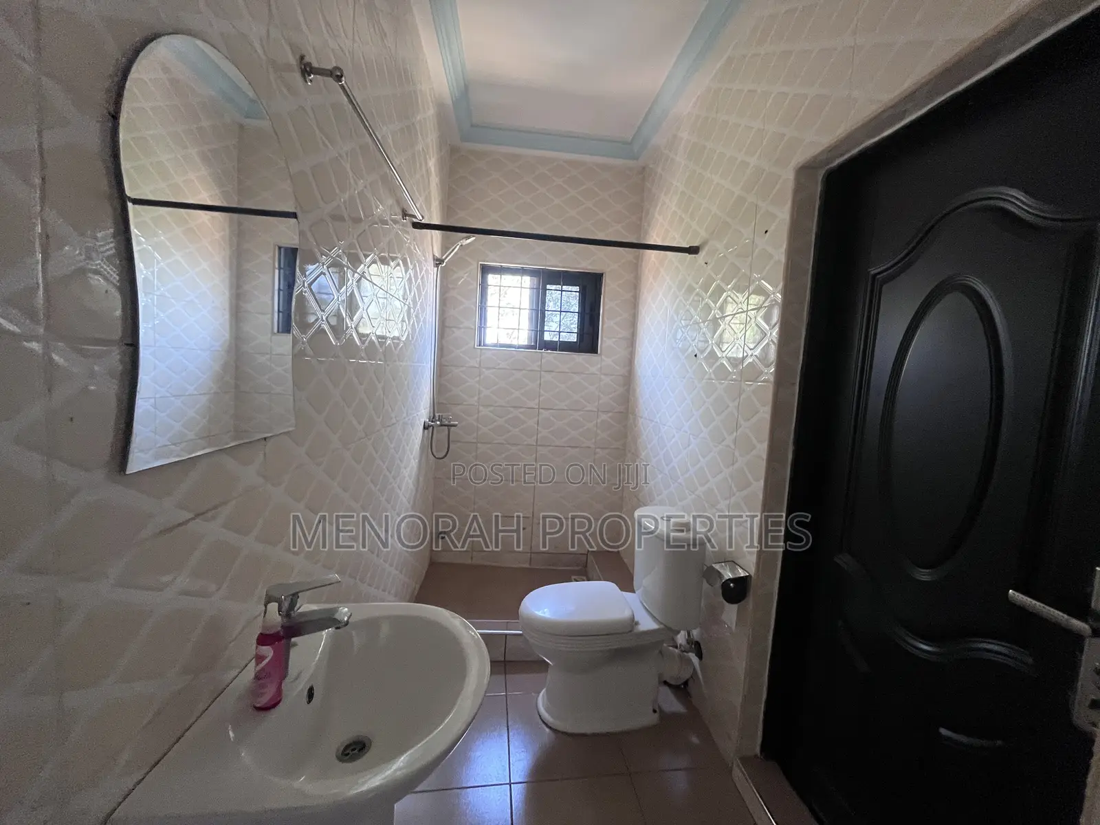2bdrm Apartment in Adenta Commandos for rent
