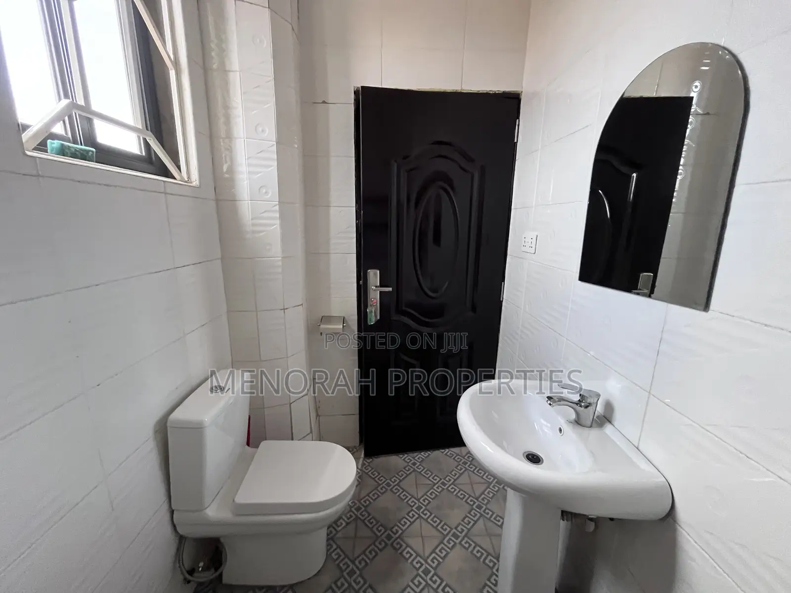 2bdrm Apartment in Adenta Housing Down for rent