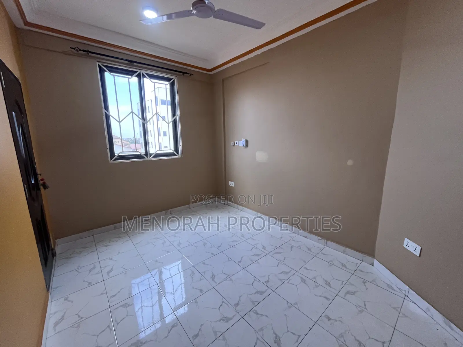 2bdrm Apartment in Adenta Housing Down for rent