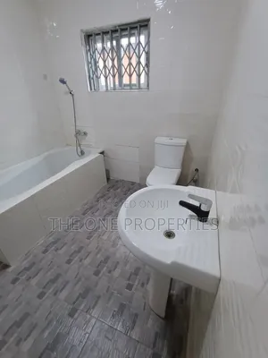 5bdrm House in Kotoku Soldier Land, Amasaman for rent