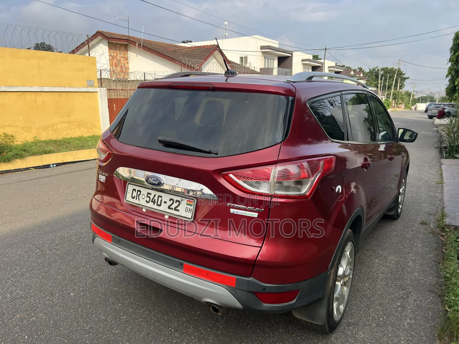 Ford Escape Titanium 4dr SUV (1.6L 4cyl Turbo 6A) 2014 Maroon