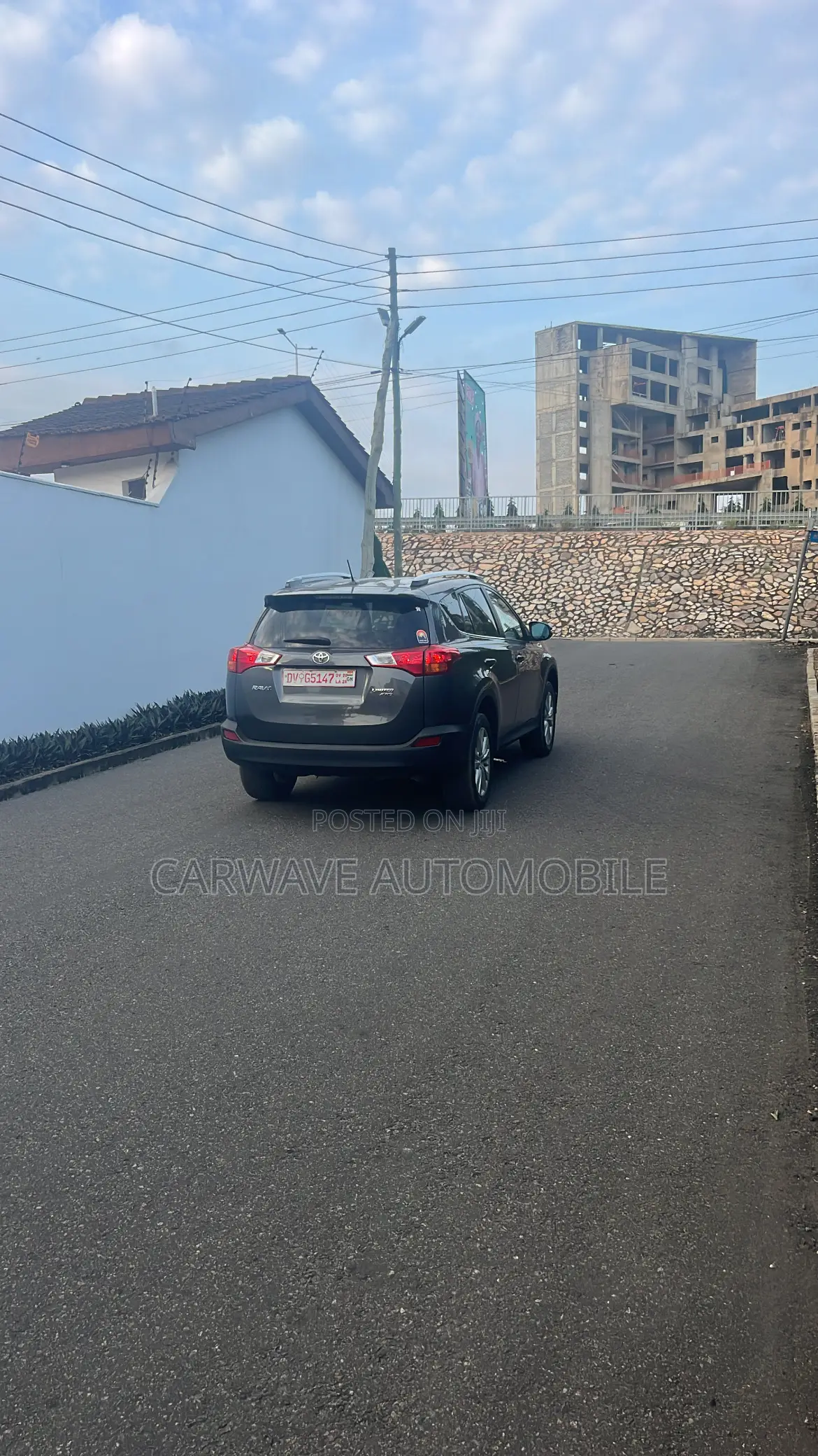 Toyota RAV4 Limited 4dr SUV (2.5L 4cyl 6A) 2015 Gray