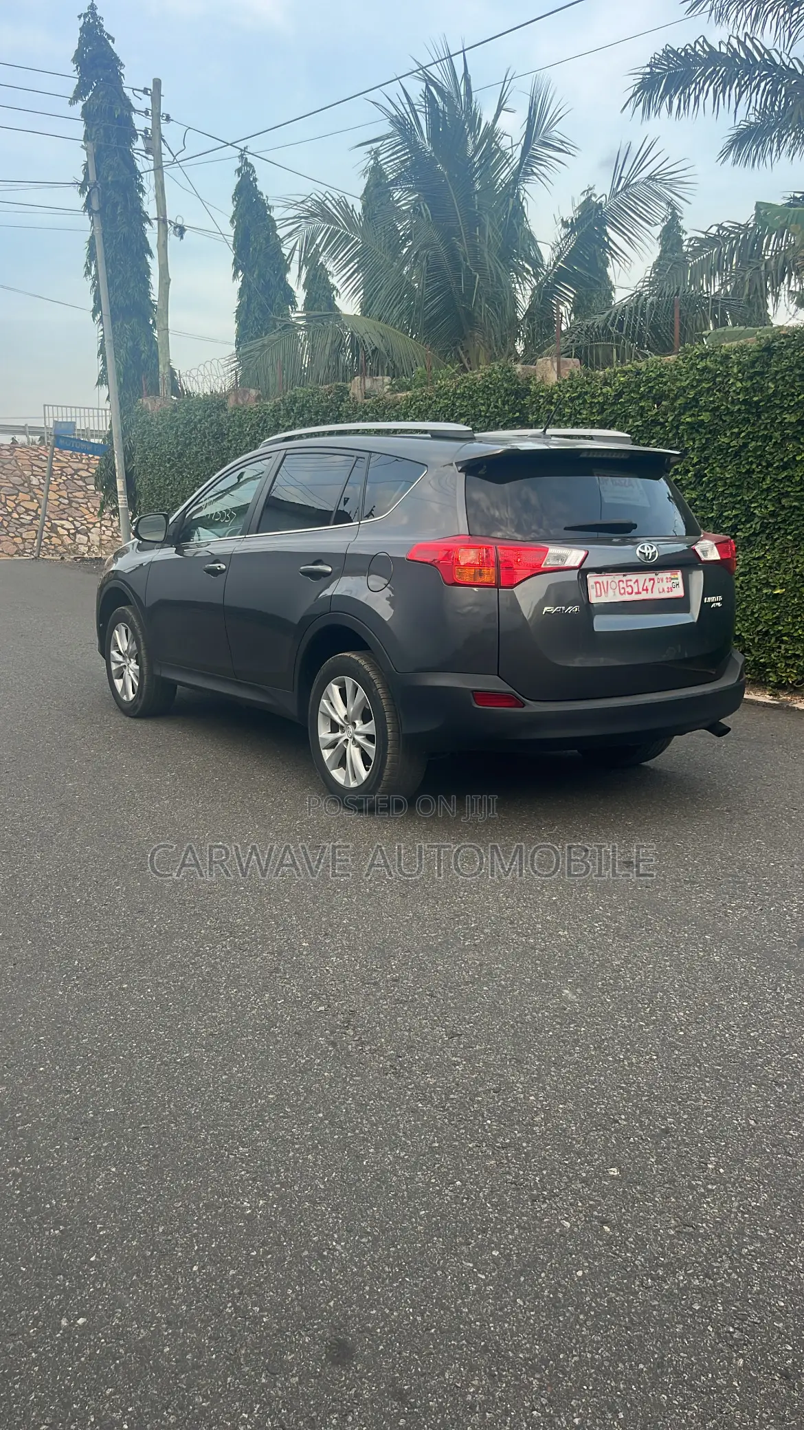Toyota RAV4 Limited 4dr SUV (2.5L 4cyl 6A) 2015 Gray