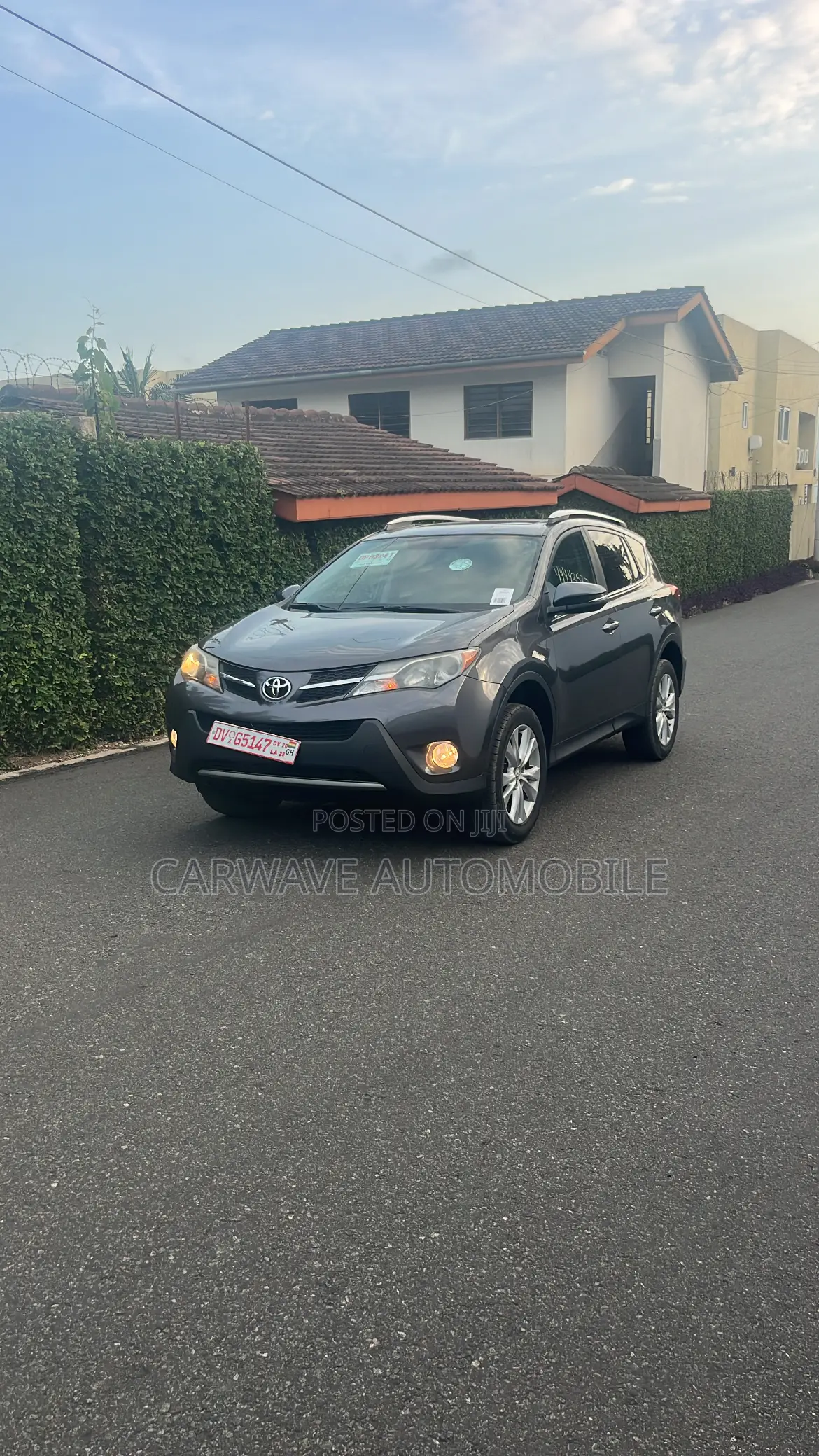 Toyota RAV4 Limited 4dr SUV (2.5L 4cyl 6A) 2015 Gray