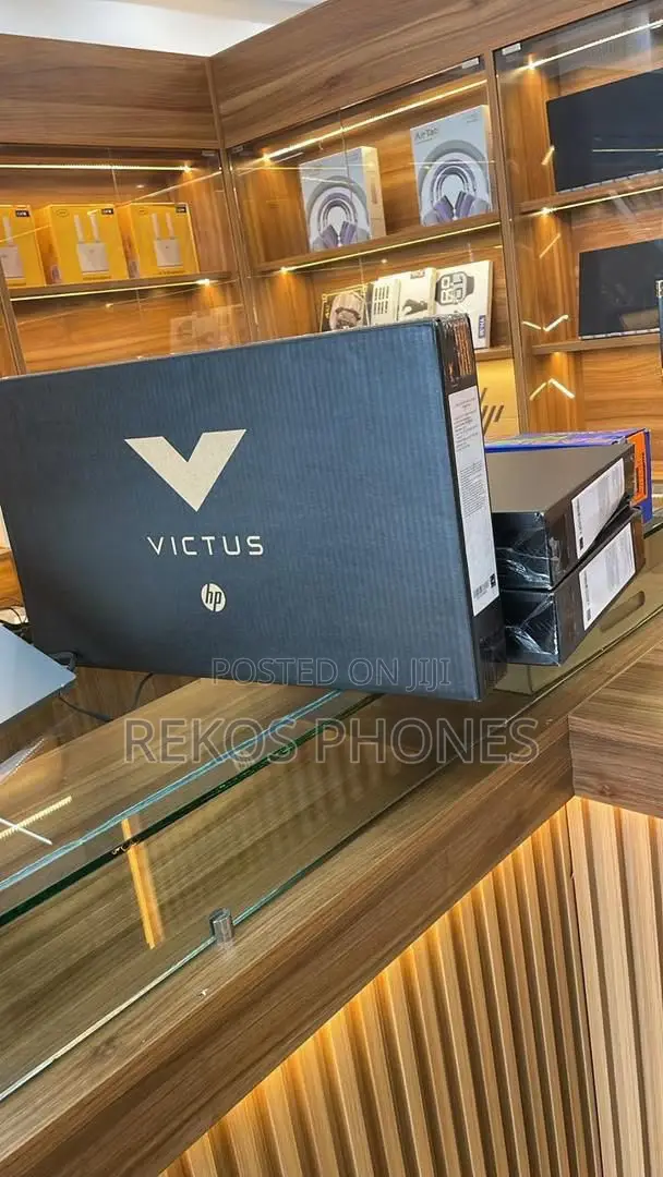 New Laptop HP Victus 15 8GB Intel Core i5 SSD 512GB