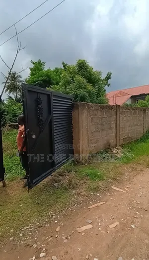 4bdrm House in Pobiman, Amasaman for sale