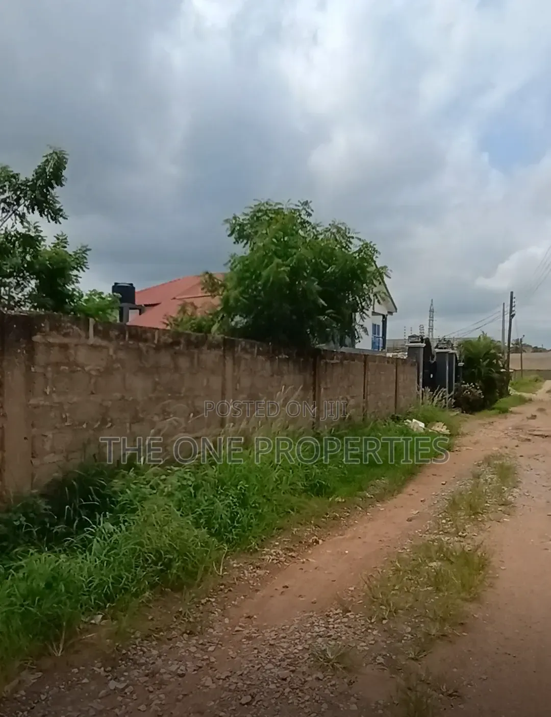 4bdrm House in Pobiman, Amasaman for sale
