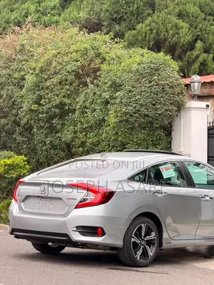 Honda Civic Touring Coupe 2018