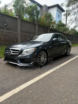 Mercedes-Benz C300 2015 Black