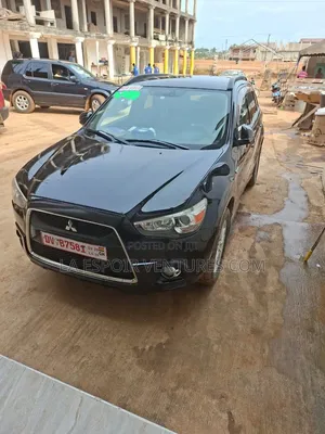 Mistibushi Outlander 2010 Model