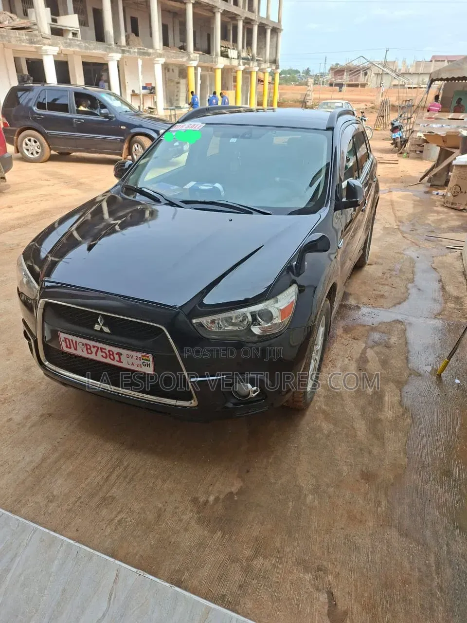 Mistibushi Outlander 2010 Model