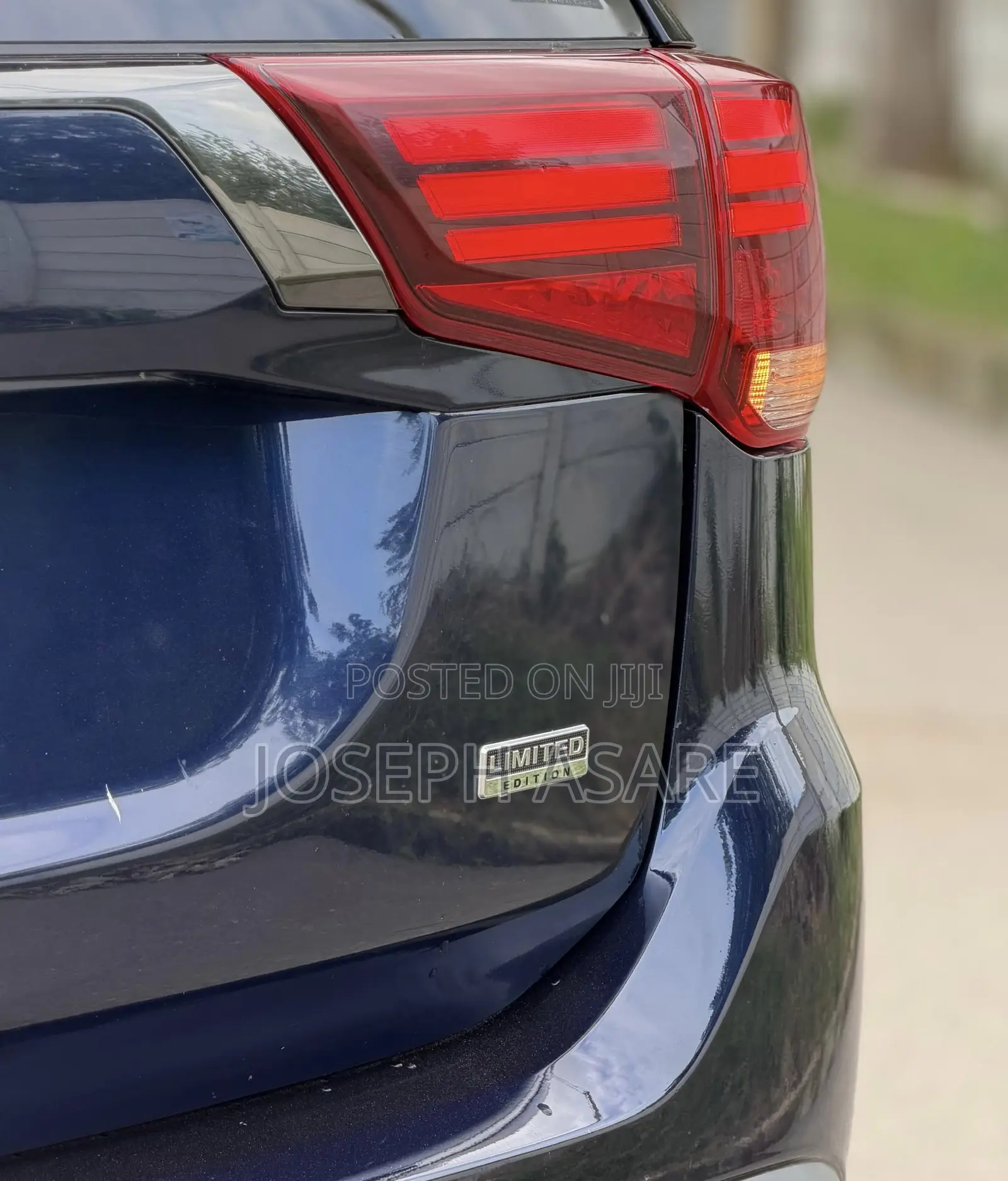 Mitsubishi Outlander 2020 Blue