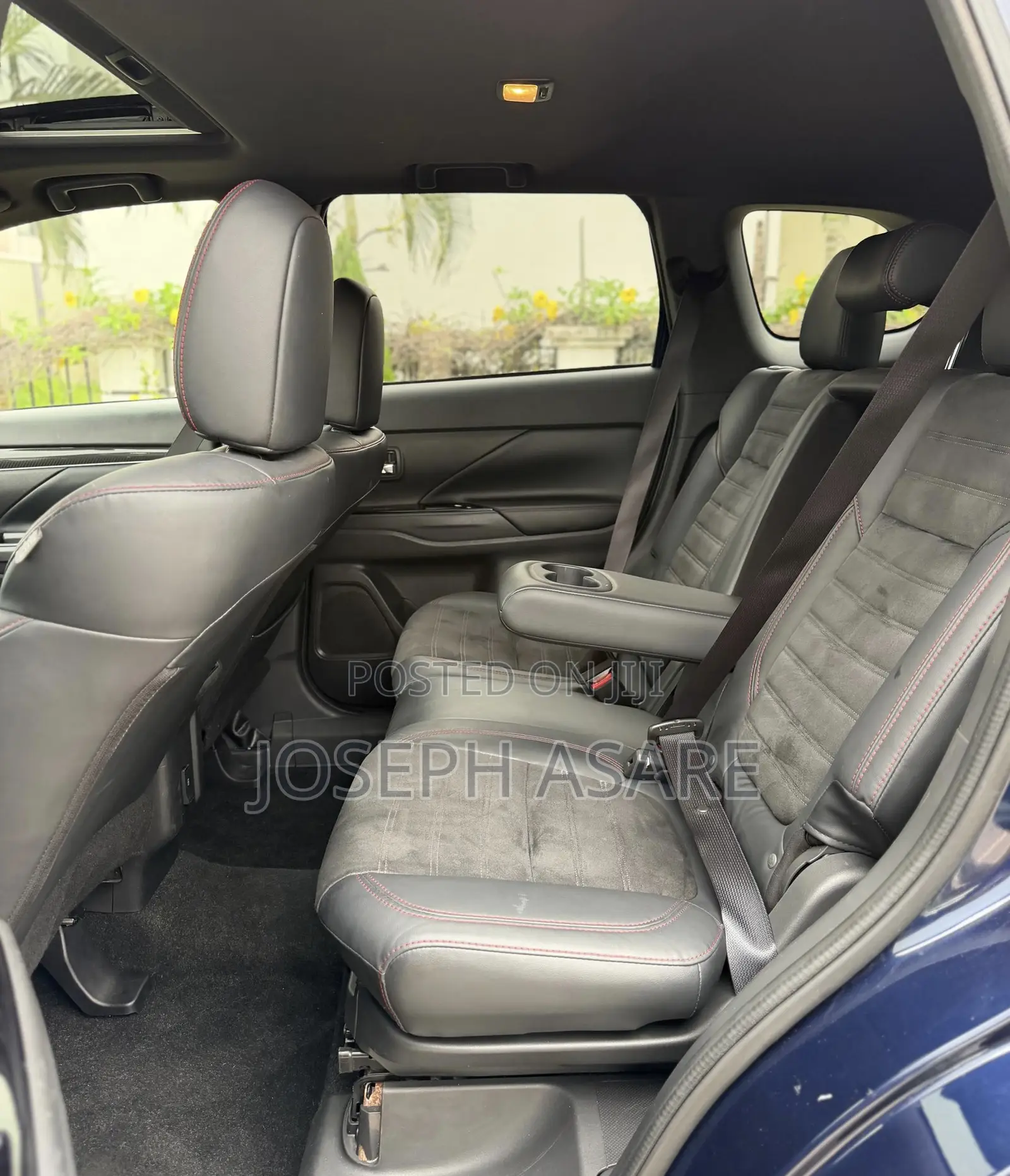 Mitsubishi Outlander 2020 Blue