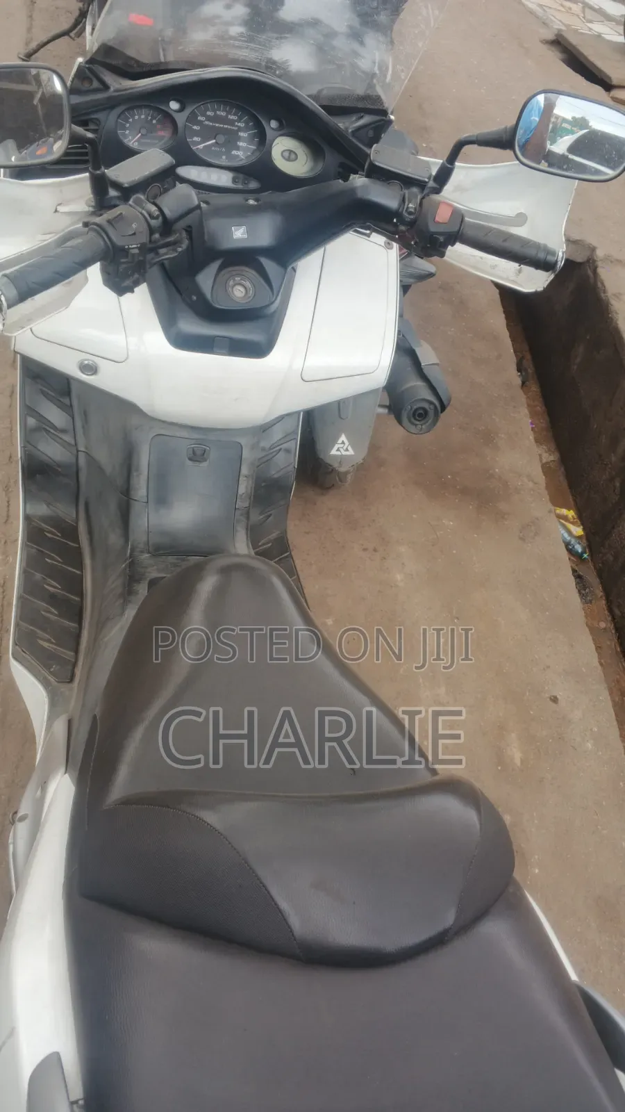 Honda 2009 White