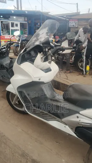 Honda 2009 White