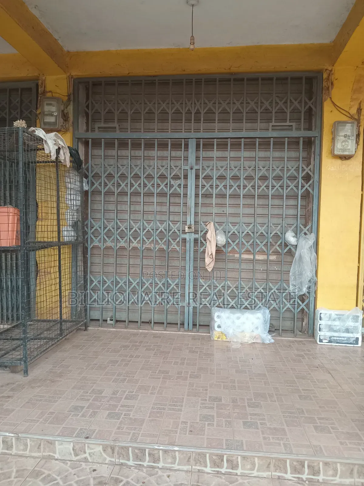Roadside Store With Washrom Available at Santasi Kokoben.