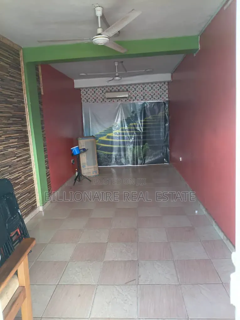 Roadside Store With Washrom Available at Santasi Kokoben.