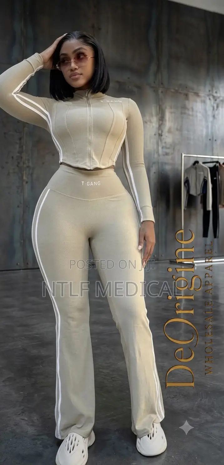 2pcs Fashionable Women Sportswear (Available in 3 Colors)