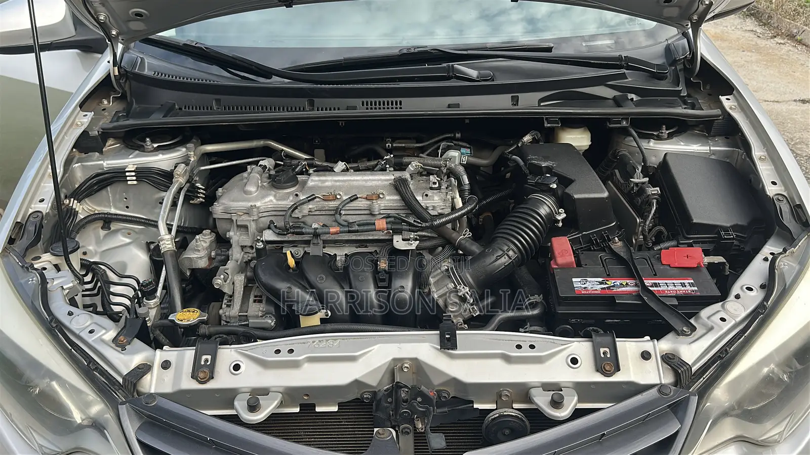 Toyota Corolla LE 4dr Sedan (1.8L 4cyl CVT) 2016 Silver