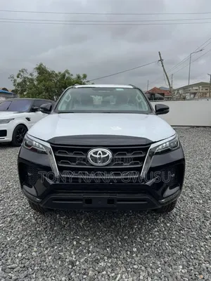 New Toyota Fortuner 2025 Black