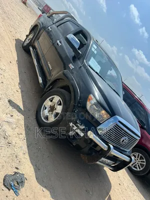 Toyota Tundra 2012 Black
