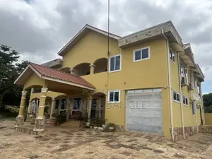 5bdrm House in Amrahia for rent