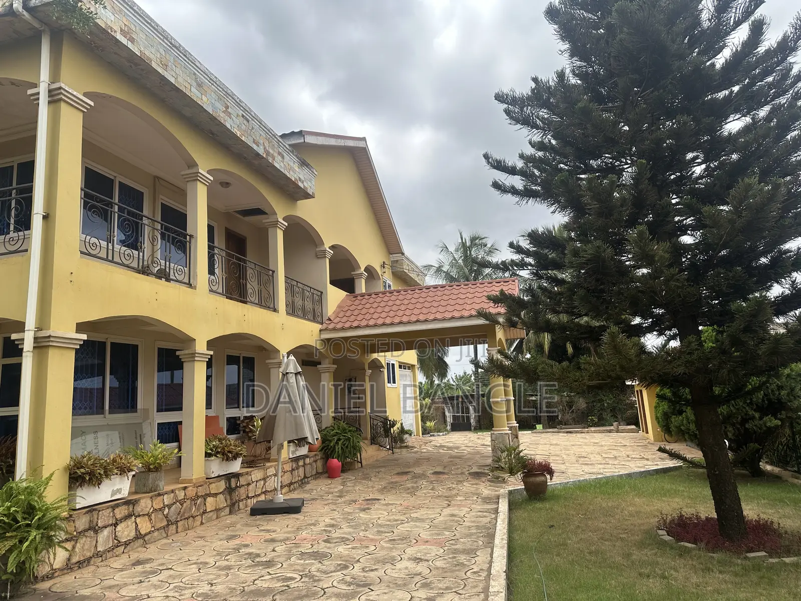 5bdrm House in Amrahia for rent