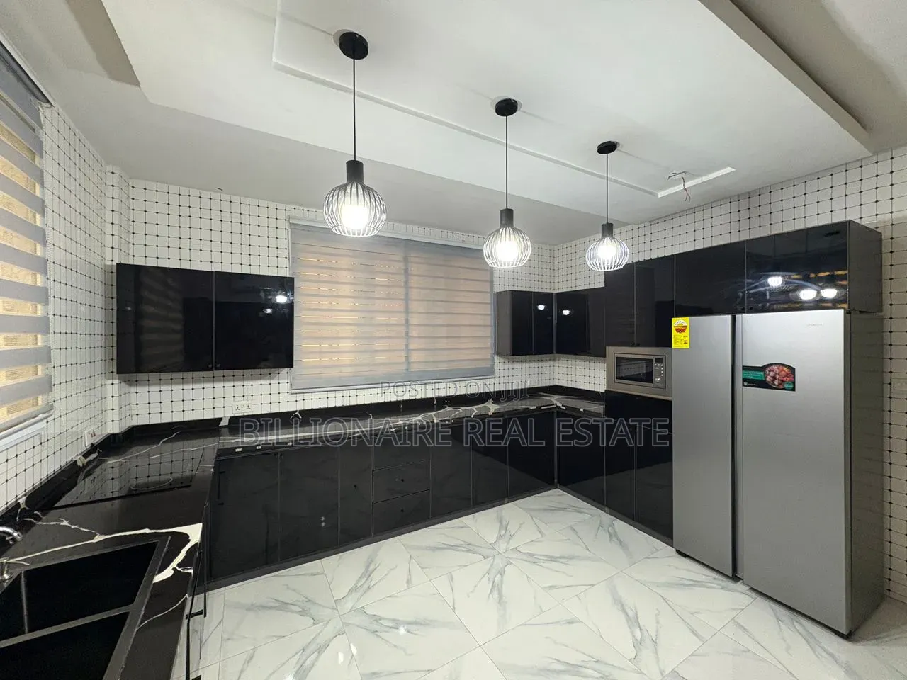 6bdrm Mansion in Abrepo, Kumasi Metropolitan for sale
