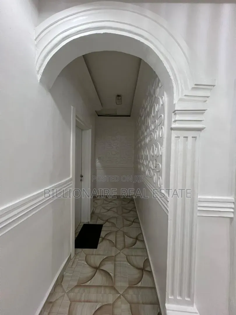 6bdrm Mansion in Abrepo, Kumasi Metropolitan for sale