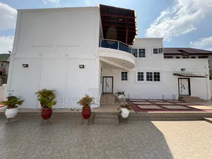 6bdrm Mansion in Abrepo, Kumasi Metropolitan for sale