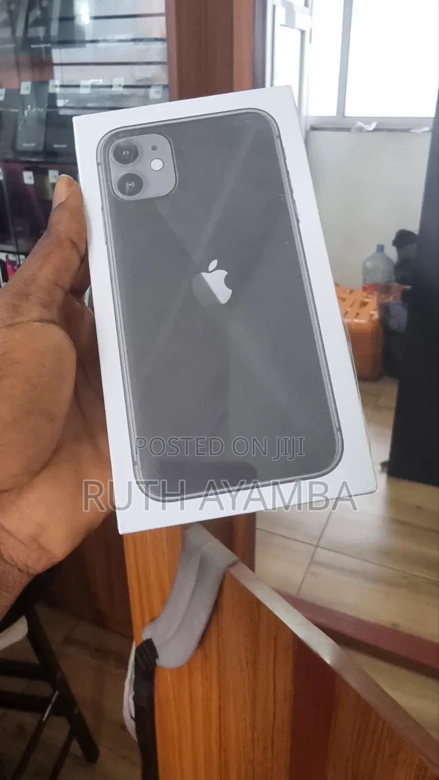 New Apple iPhone 11 128 GB Black