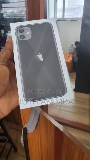 New Apple iPhone 11 128 GB Black