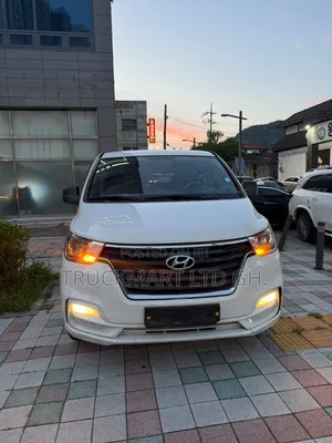 Hyundai Starex 2019 White