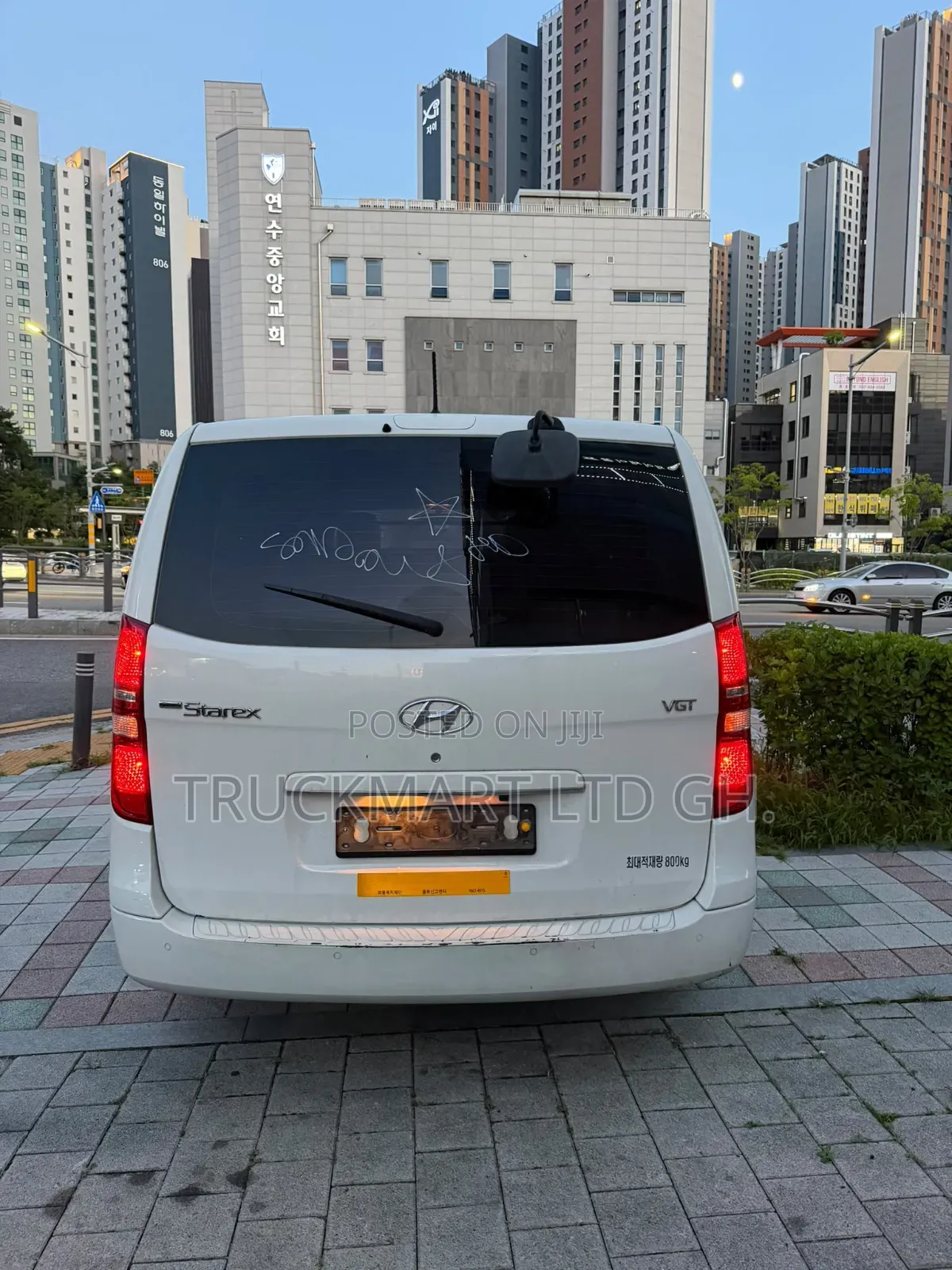 Hyundai Starex 2019 White
