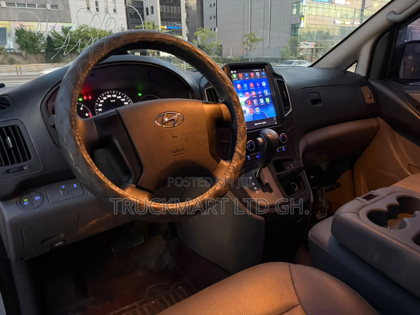 Hyundai Starex 2019 White