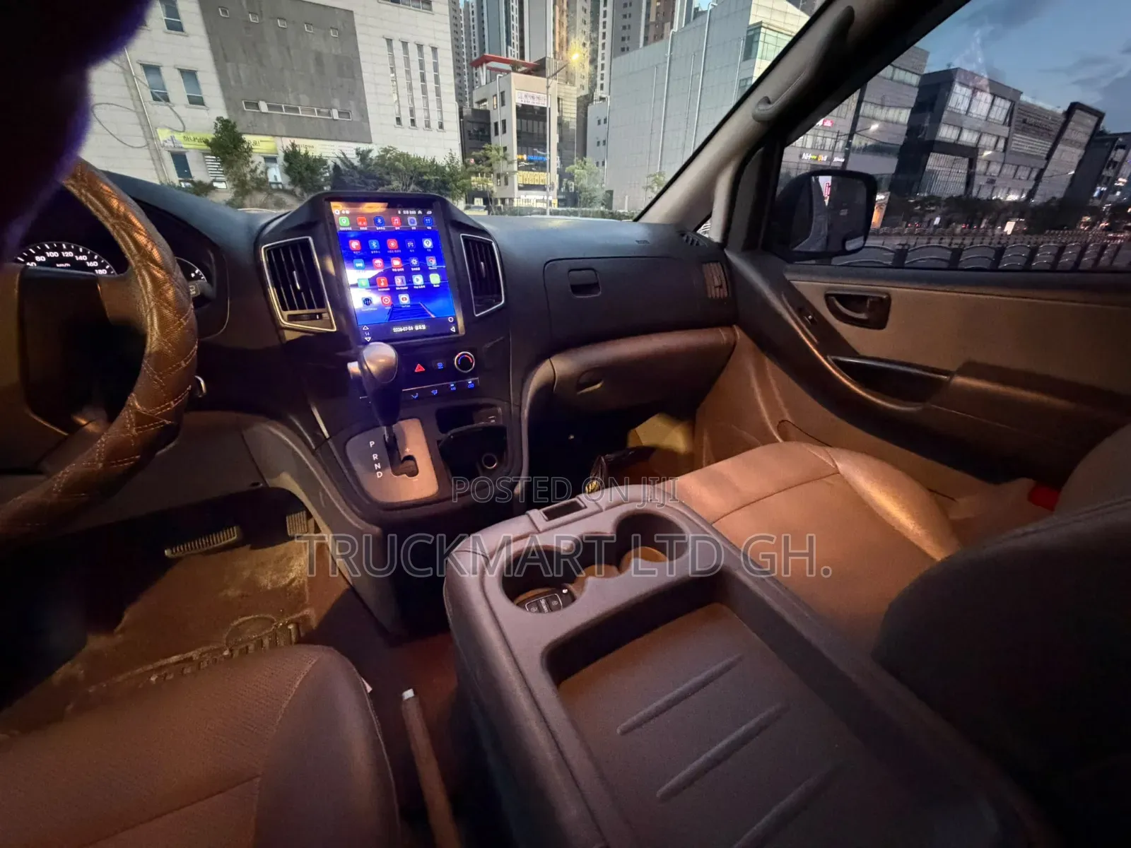 Hyundai Starex 2019 White