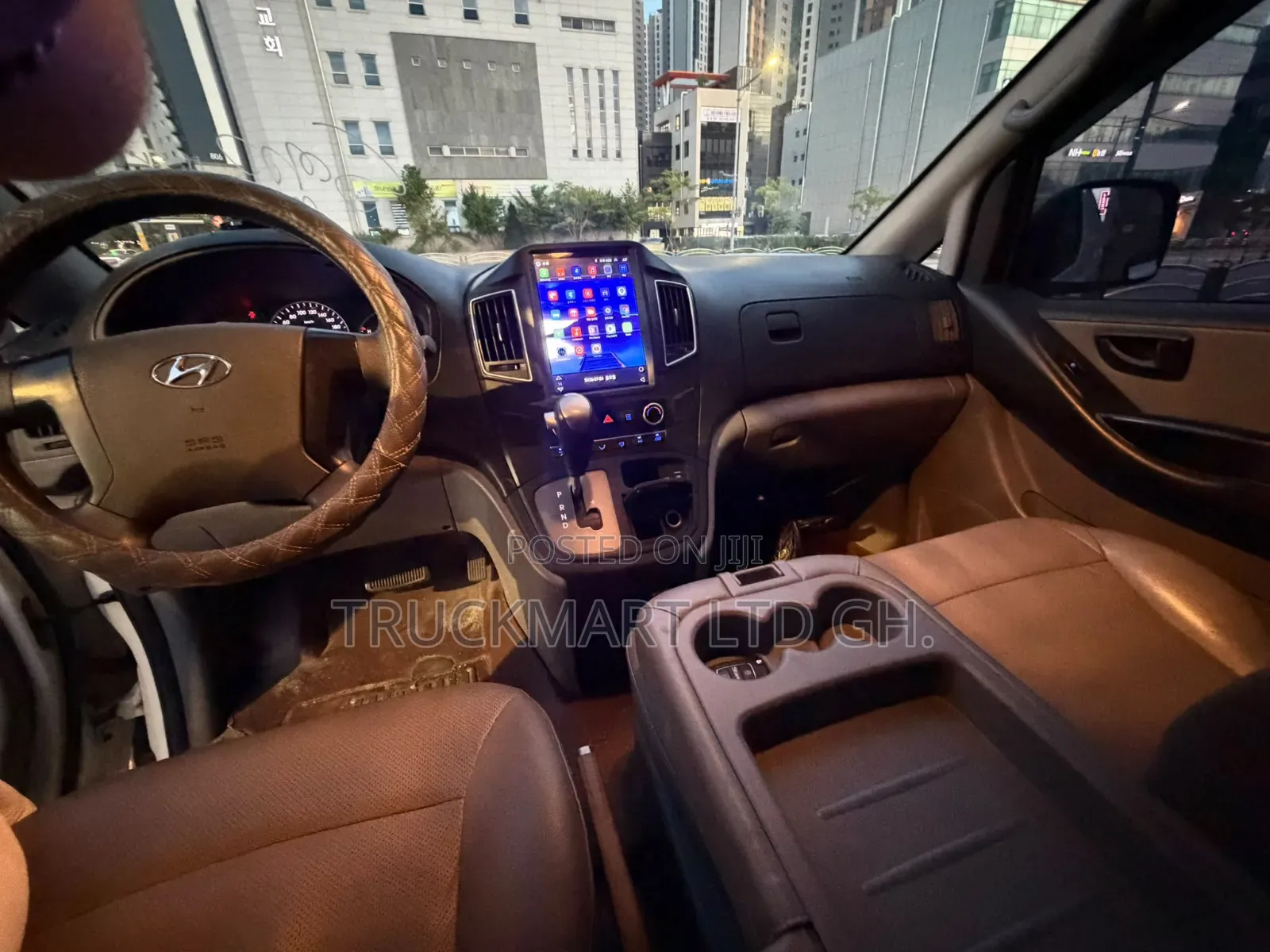 Hyundai Starex 2019 White
