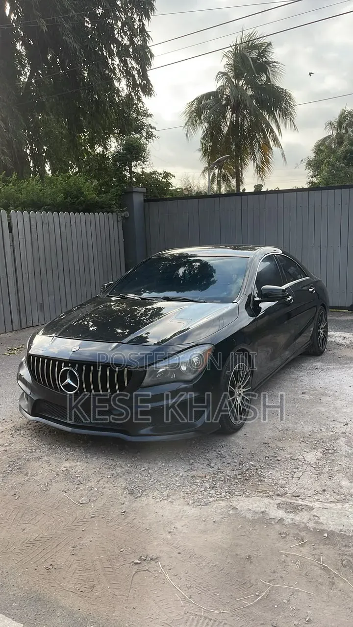 Mercedes-Benz CLA-Class 2016 Black