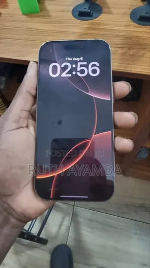 Apple iPhone 16 Pro 128 GB Gray