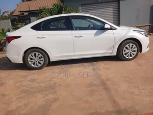 Hyundai Accent SE 2019 White