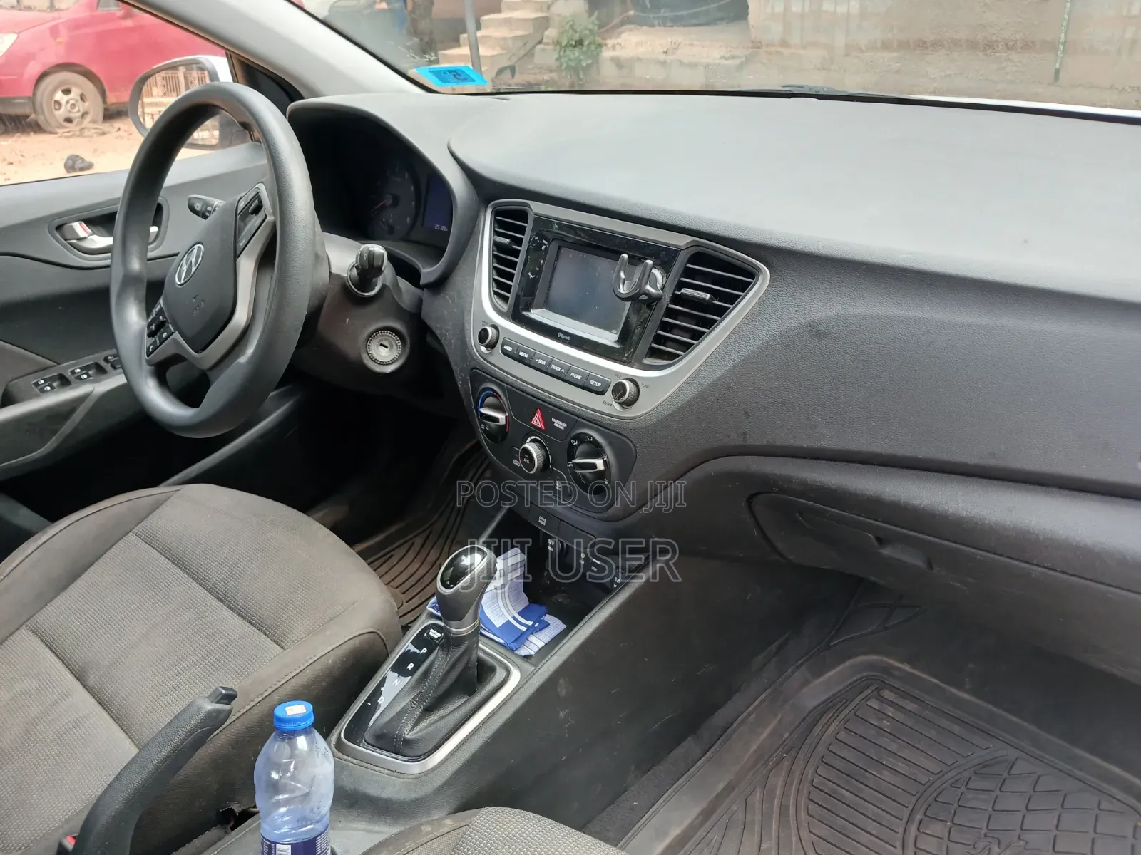 Hyundai Accent SE 2019 White