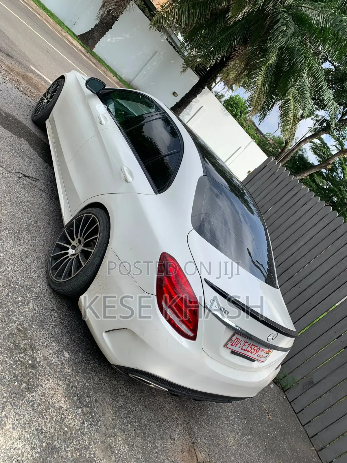 Mercedes-Benz C300 2017 Red