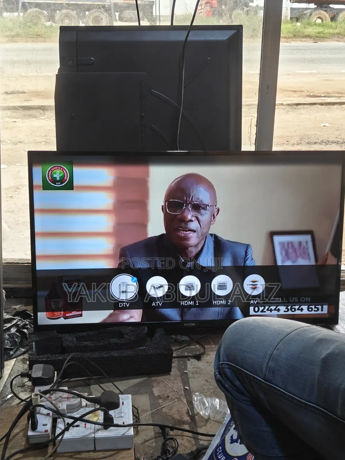 40 Inches Digital Satellite Smart DYON TV