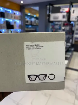Meta Ray-Ban Display Smart AI Glasses With Band